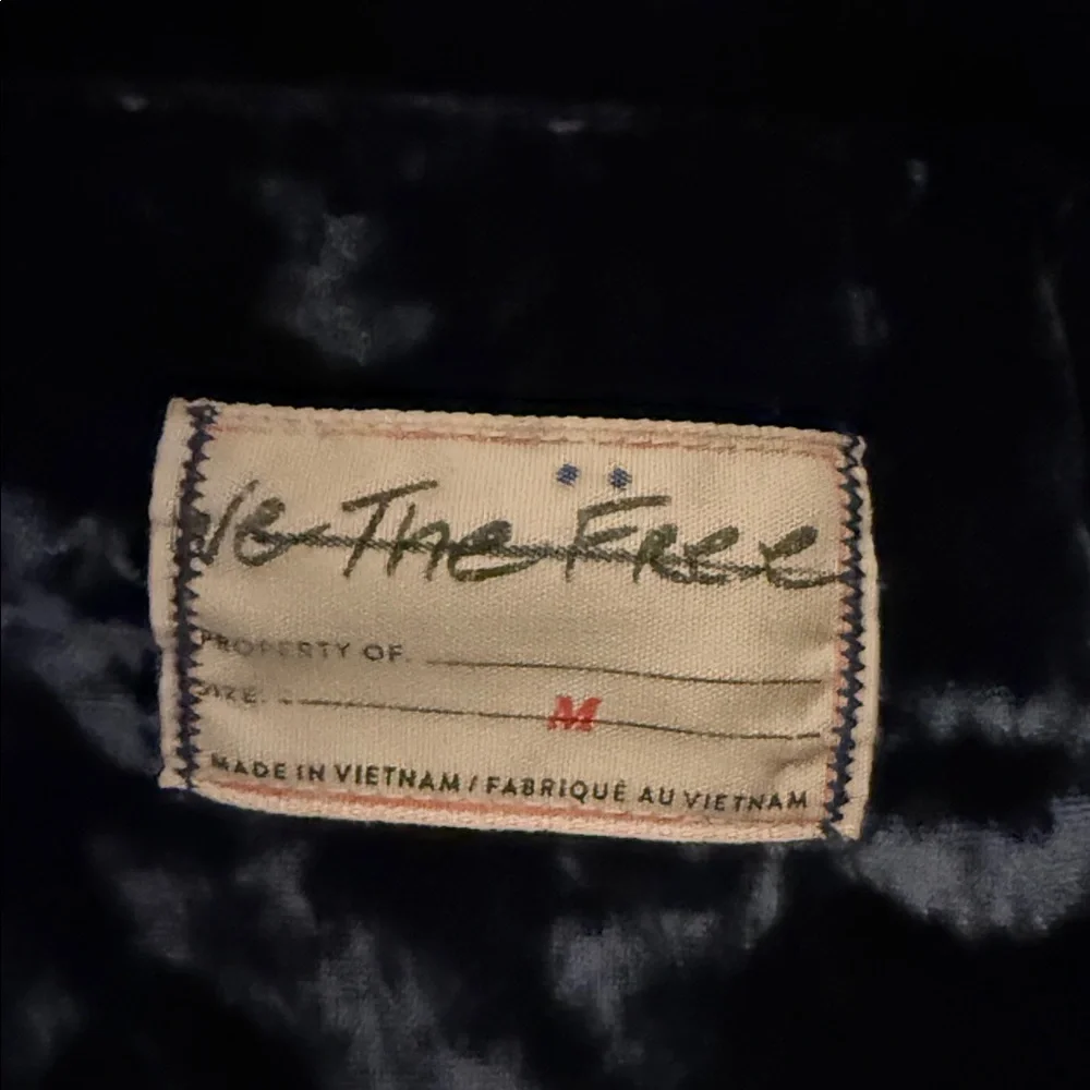 Free People We the Free Peyton Velvet Pullover Top in First Pace NWOT - Picture 8 of 8